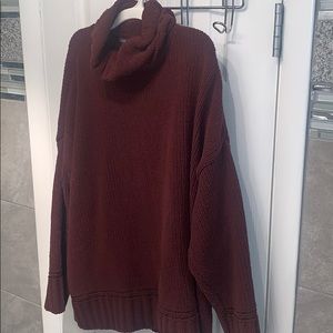 Maroon turtle neck oversized sweater